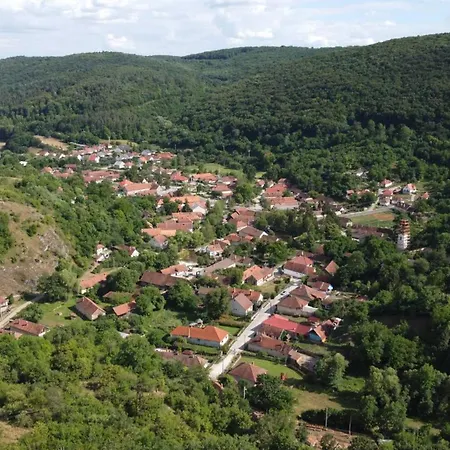 Kajta-voelgye Guesthouse, Josvafo, National Park Aggtelek Appartement Jósvafő